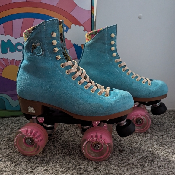 Blue Roller Skates for Women - Picture 4 of 4